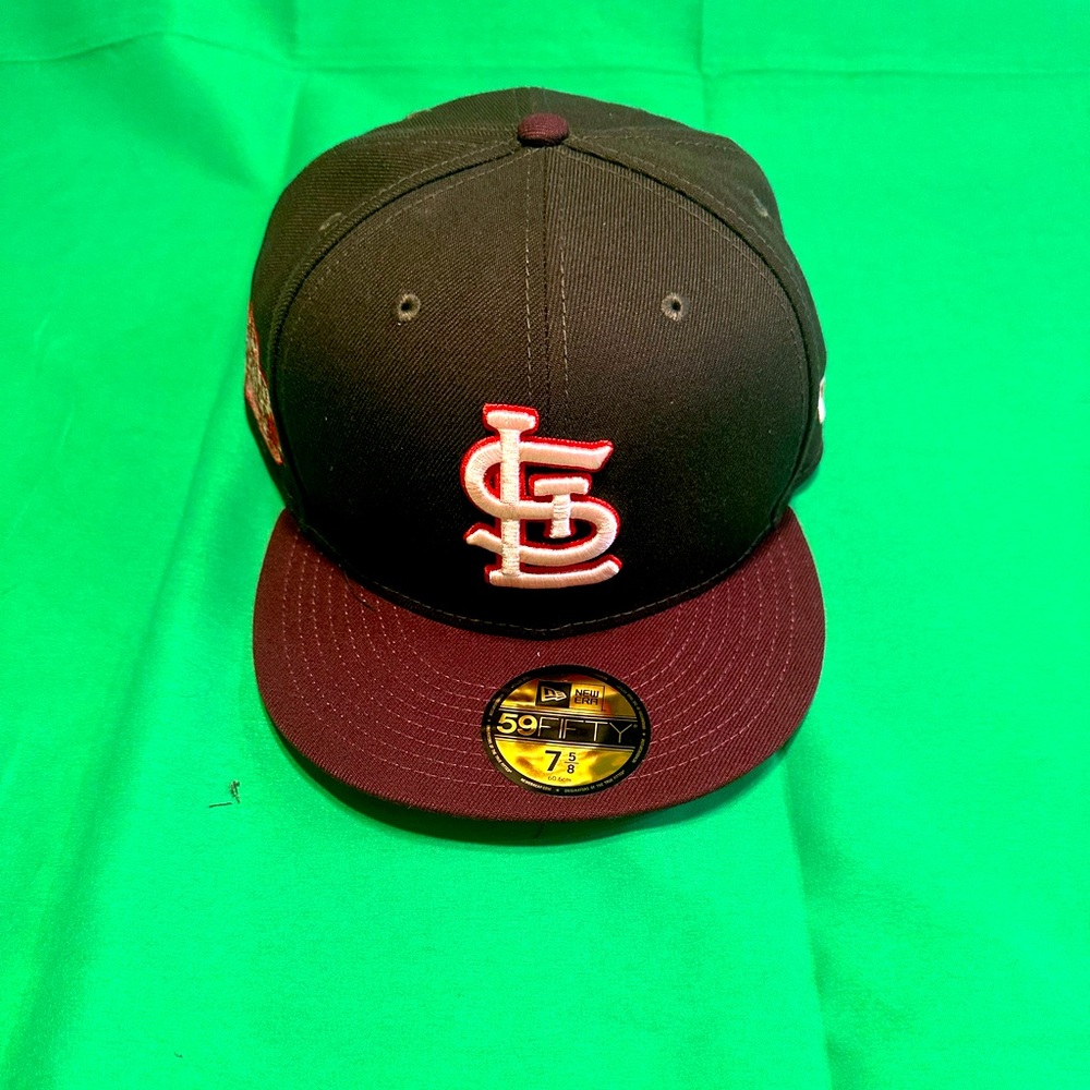 Stl fitted cap